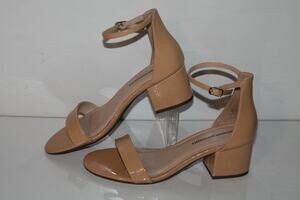 Amazon Essentials 2 Strap Heels, Womens 9, Beige Patent Leather, Coquette